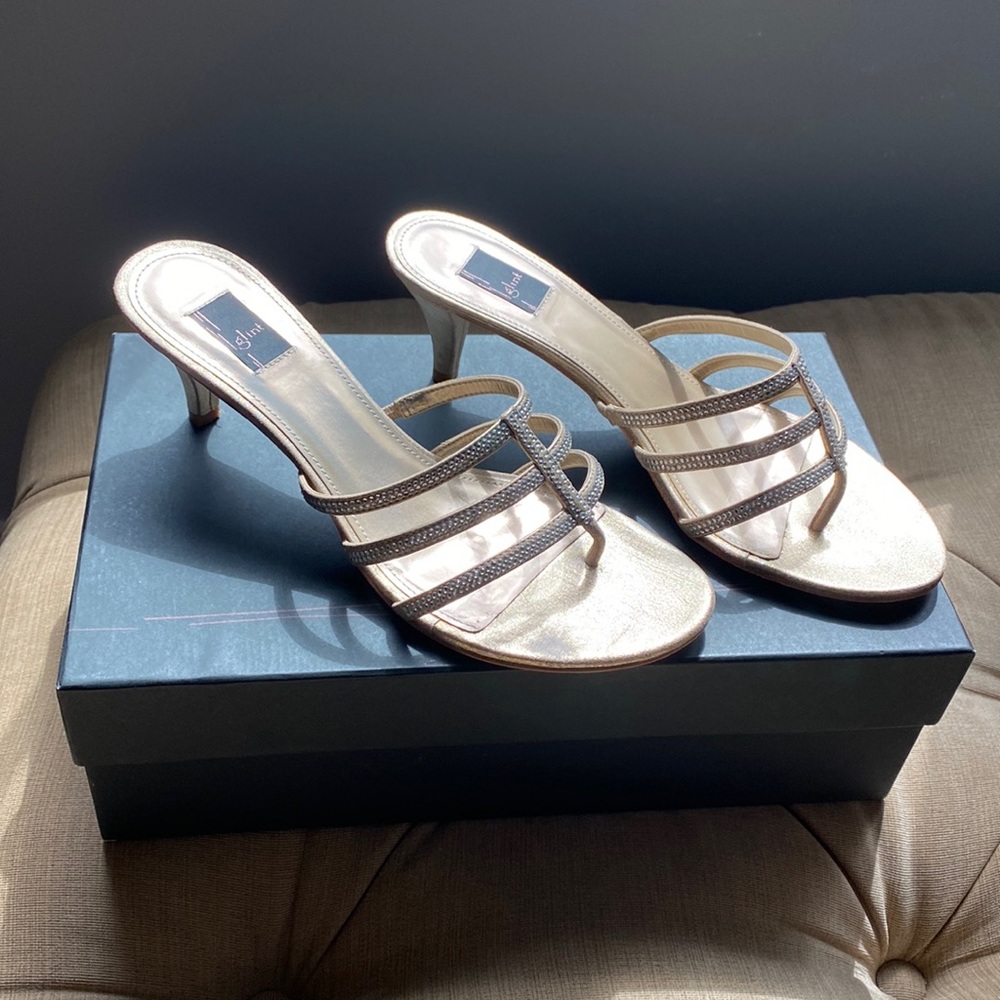 Gold mini heal by Glit size 8.5